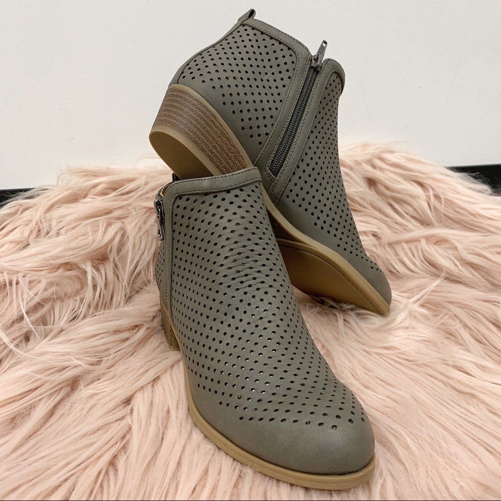 Indigo Rd. “Carry” Low Perf Bootie Women’s 8.5m